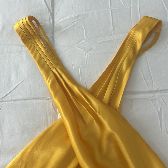 NWOT Veronica Beard Stuart Charmeuse Top - Picture 3 of 5